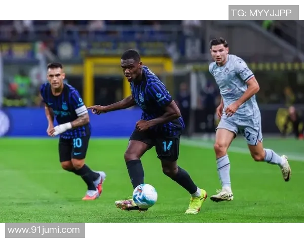 欧冠激战：那不勒斯与本菲卡战平补时进球引发全场狂欢